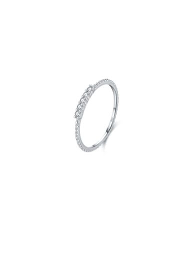 Geometric band ring in 925 sterling silver with a VVS1 moissanite center stone — modern stacking style.