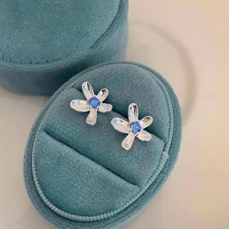 Stud Earrings