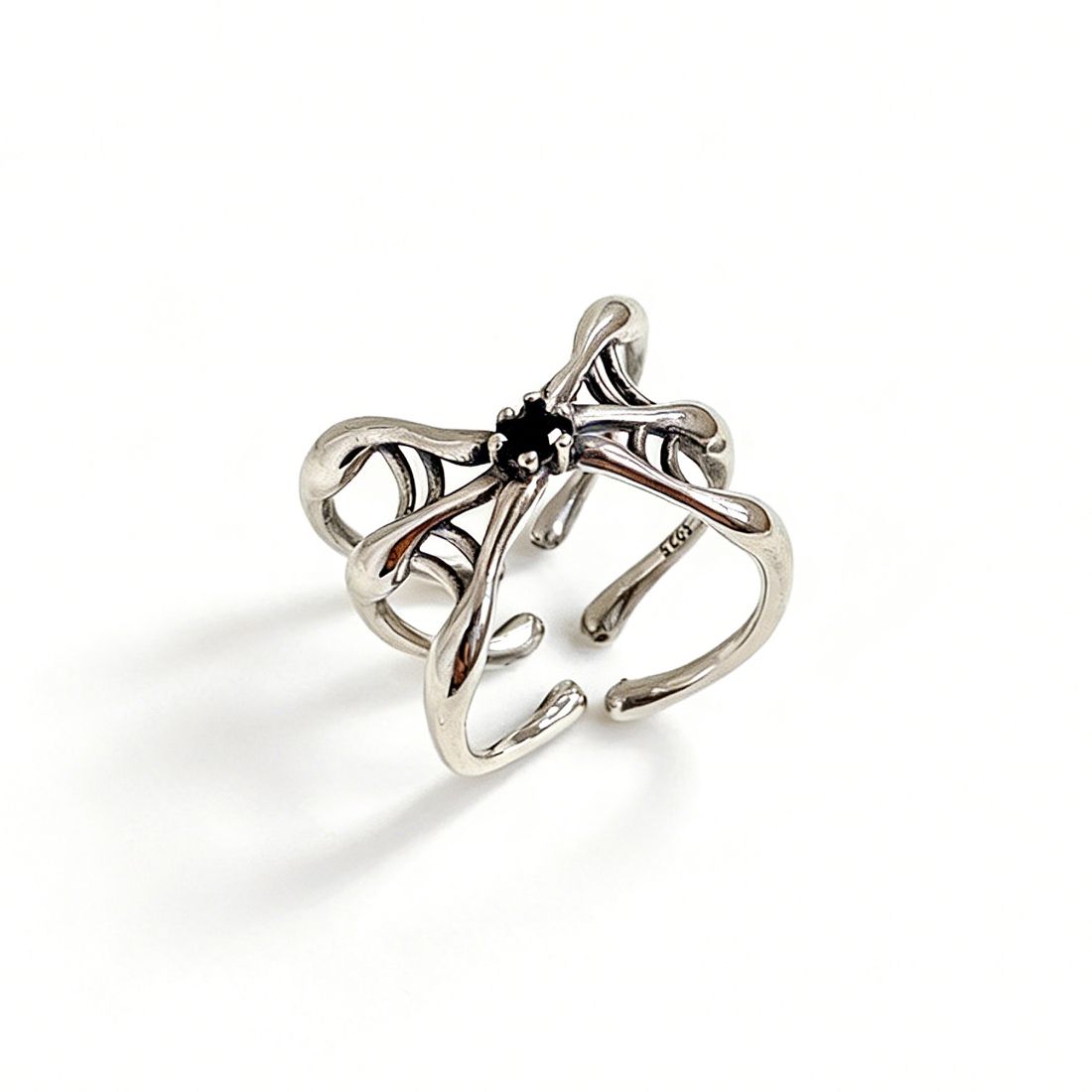 Unique Vintage Design Ring