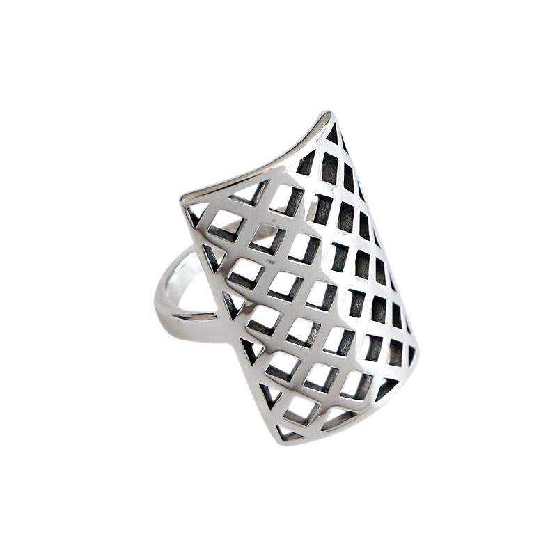 Retro Geometry Hollow Ring