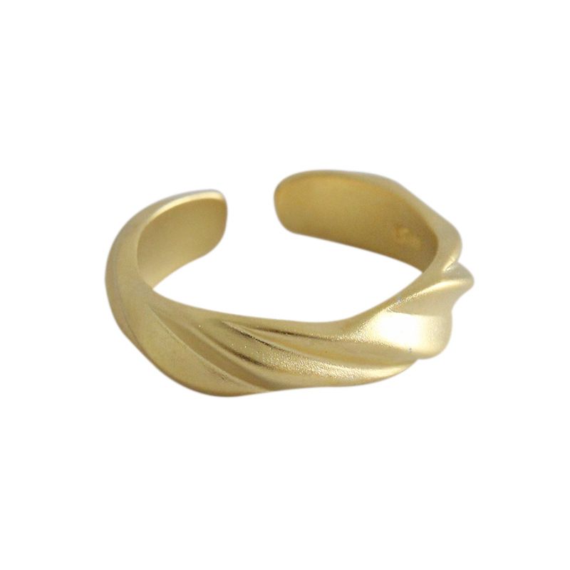 Twisted Ring