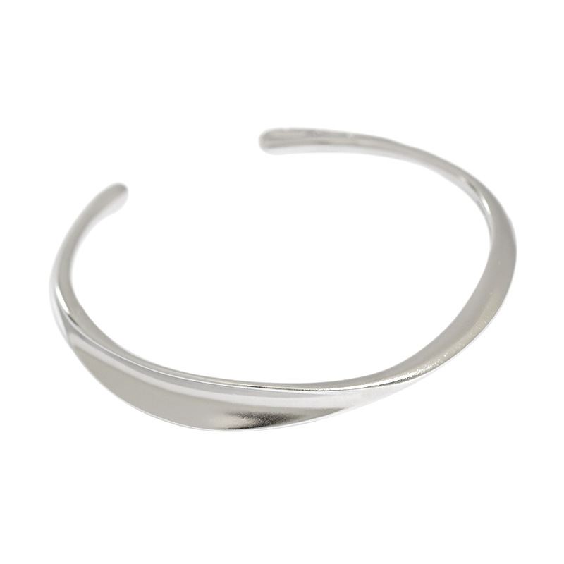 Irregular Twisted Open Bracelet