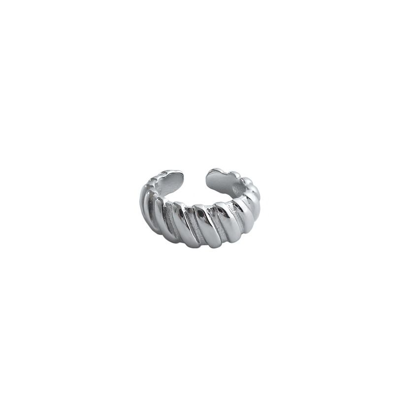 Simple Spiral Pattern Earrings