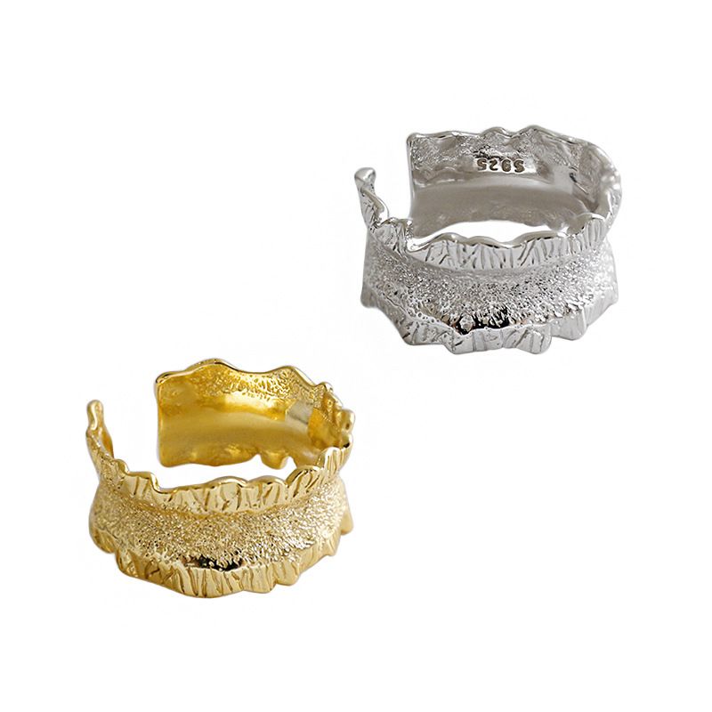 Modern Girl Skirt Ring