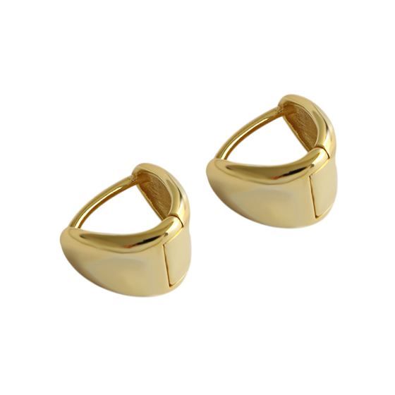 Simple Geometric Triangle Earrings