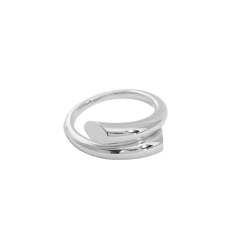 Minimalism Line Crossing Ring