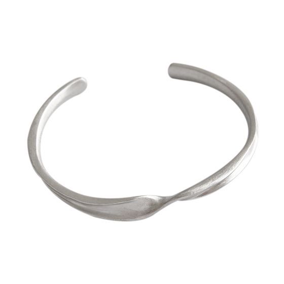 Simple Twisted Open Bracelet