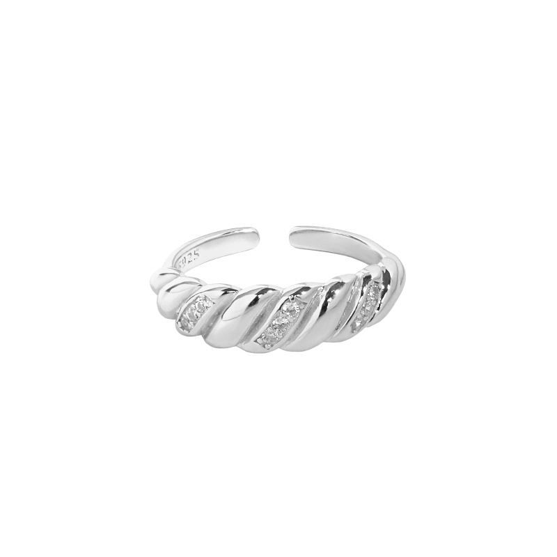 Twisted Ring
