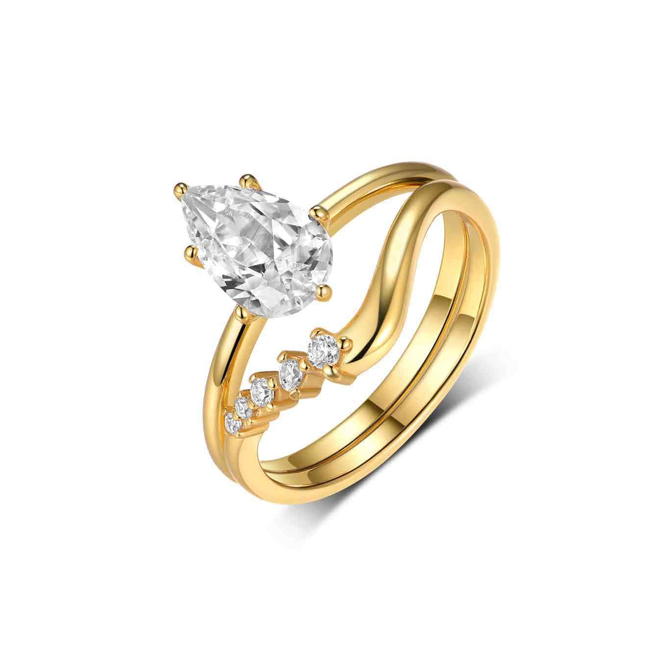 Elegant Pear Cut Ring · White Gold