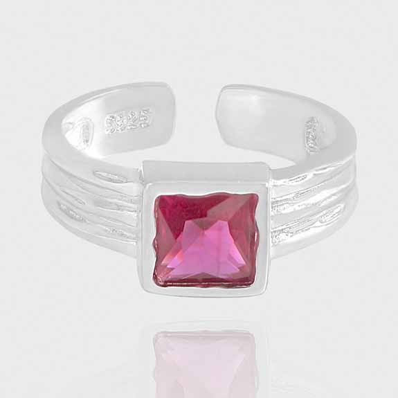 Elegant Red Sqaure Ring