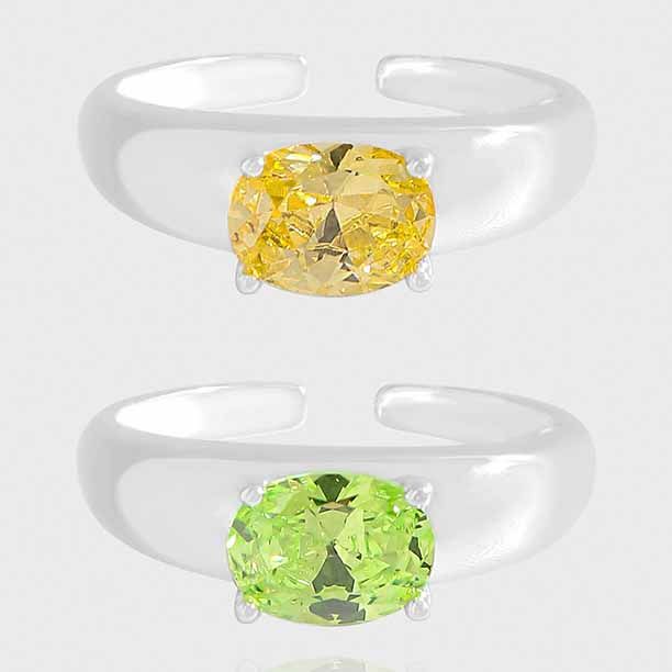 Modern Elegant Oval Ring