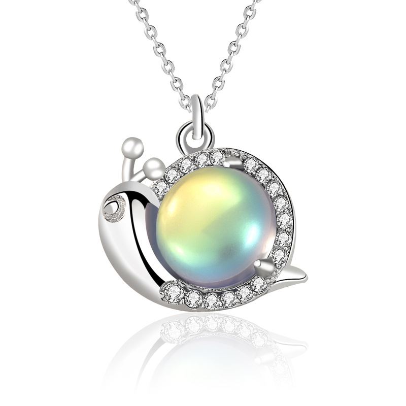 Cute Natural Moonstone Necklace