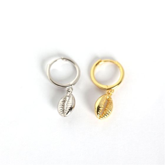 Simple Hollow Shell Earrings