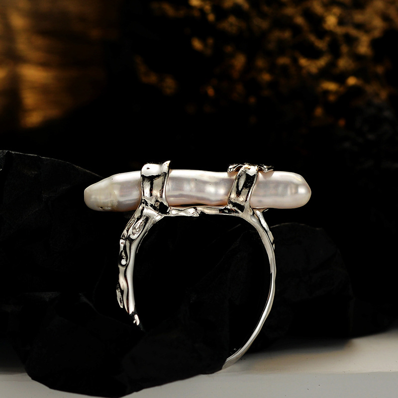 Natural Baroque Pearls Ring