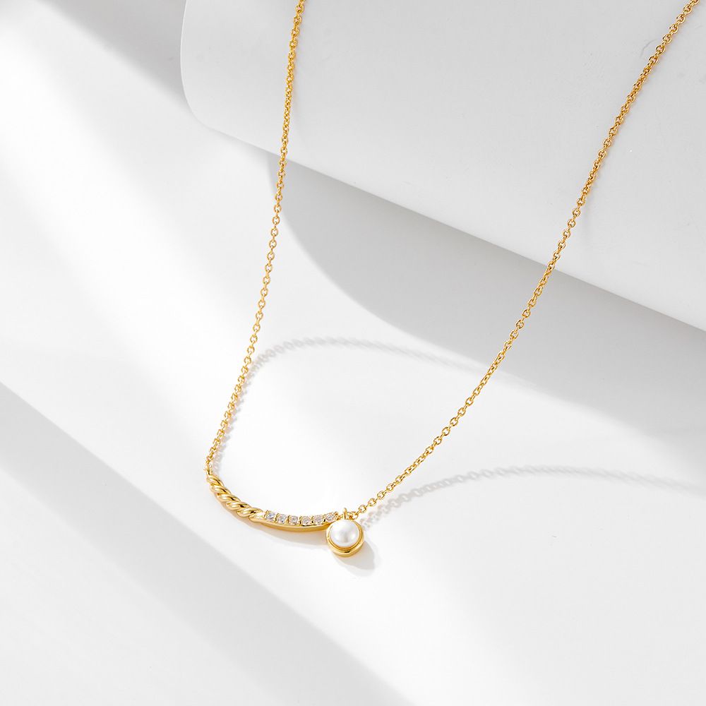 Pearl Necklace