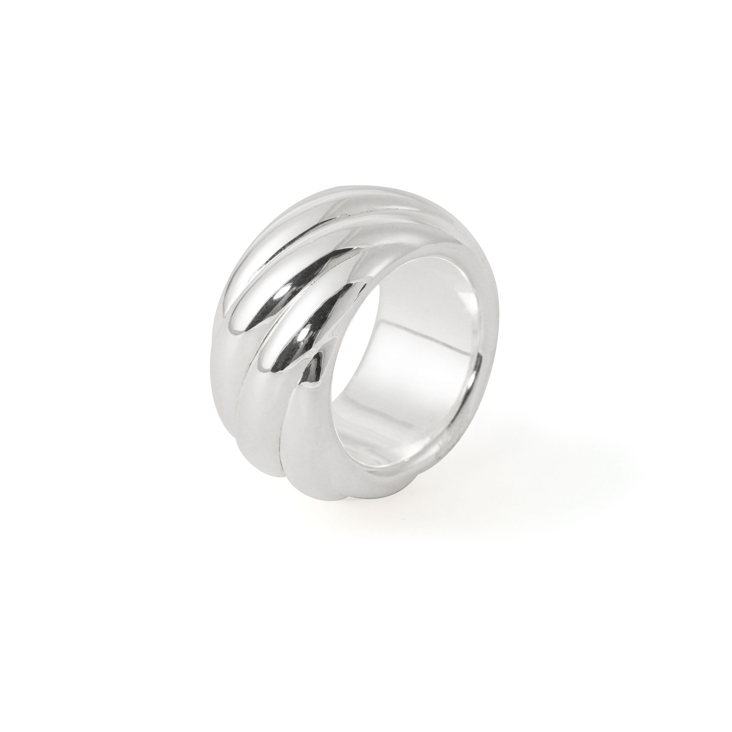 Bold chunky 925 sterling silver wide ring with exaggerated twill texture, featuring VVS1 moissanite.