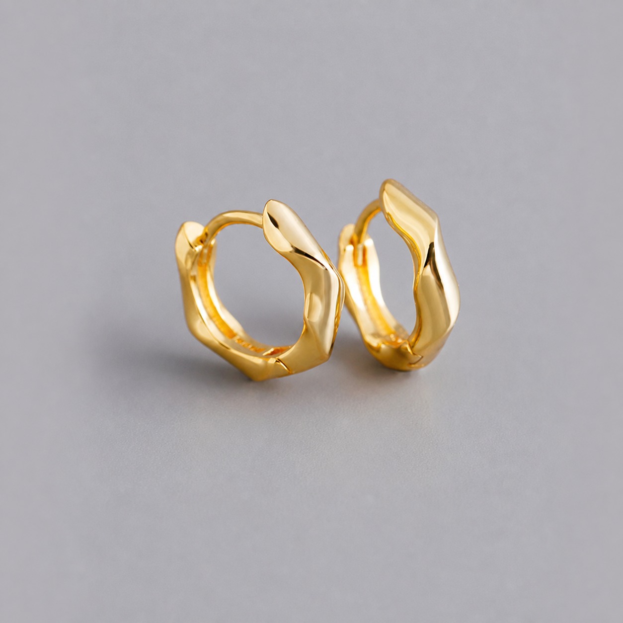 Twisted Geometric Hoop Earrings in 925 Sterling Silver Earrings view 4
