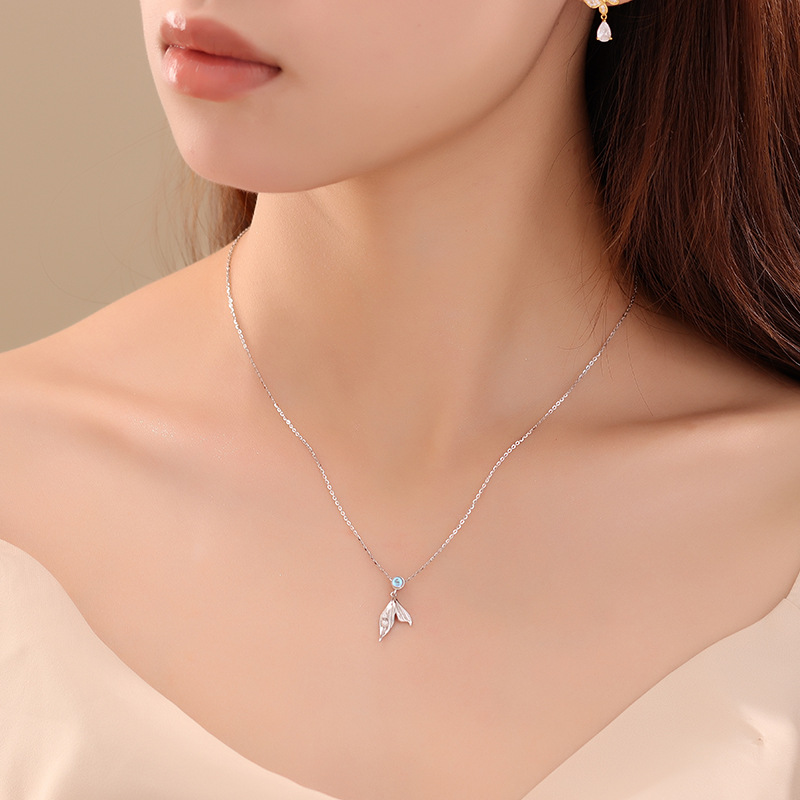 Mermaid Tail Pearl 925 Sterling Silver Necklace Semi Transparent Round Decorative Fashion Simple Pendant Necklace view 3