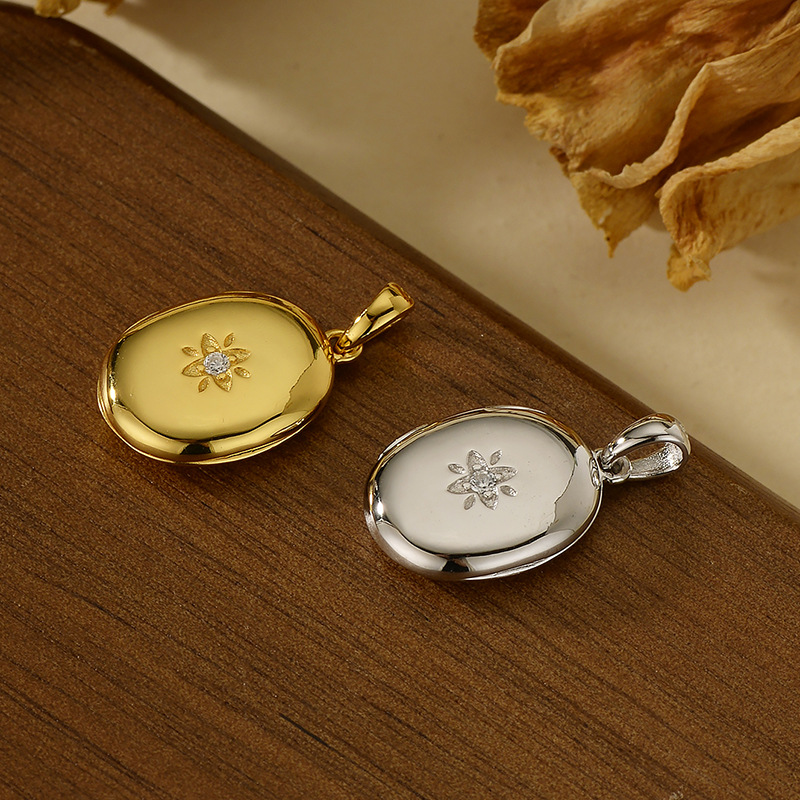 925 Sterling Silver Mini Delicate Single Oval Sunburst Flower Flip Locket Pendant view 3