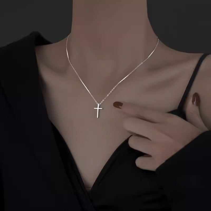 Minimalist Cross Pendant Necklace 925 Sterling Silver Geometric Chain Necklace view 2