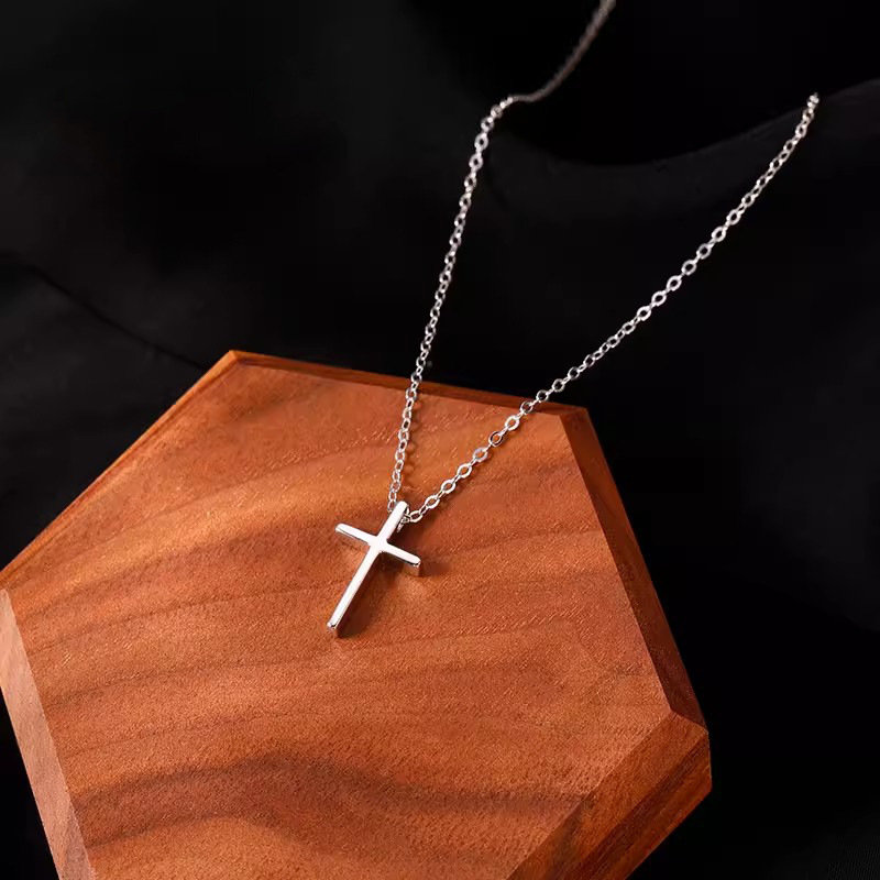 Minimalist Cross Pendant Necklace 925 Sterling Silver Geometric Chain Necklace view 3