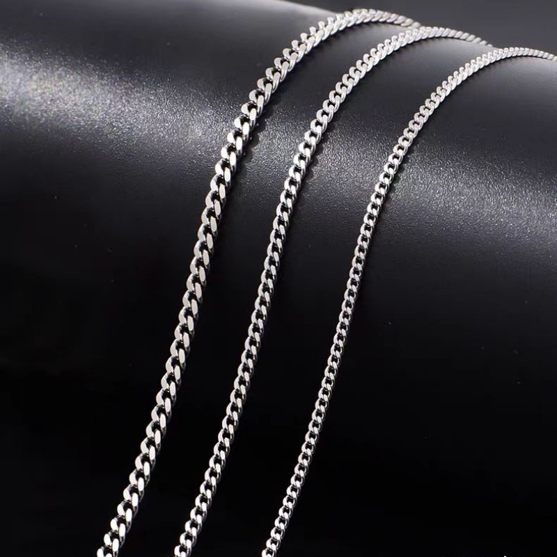 Geometric Side Link Collarbone Chain 925 Sterling Silver Cuban Chain Necklace view 2