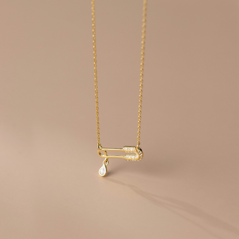 Amazing Crystals Safety Pin Drop Pendant S925 Sterling Silver Minimalist Geometric Chain Necklace view 4