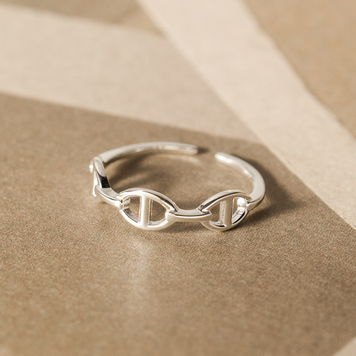 Pure Metal Geometric Hollow Chain Link Silver S925 Adjustable Pig Nose Chain Ring view 3