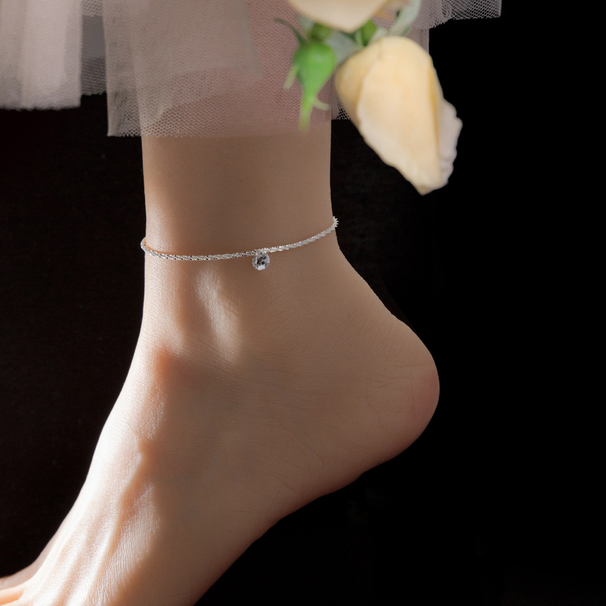 Single Round Clear Amazing Crystals S925 Sterling Silver Anklet Minimalist Delicate Sparkle Chain Anklet view 2