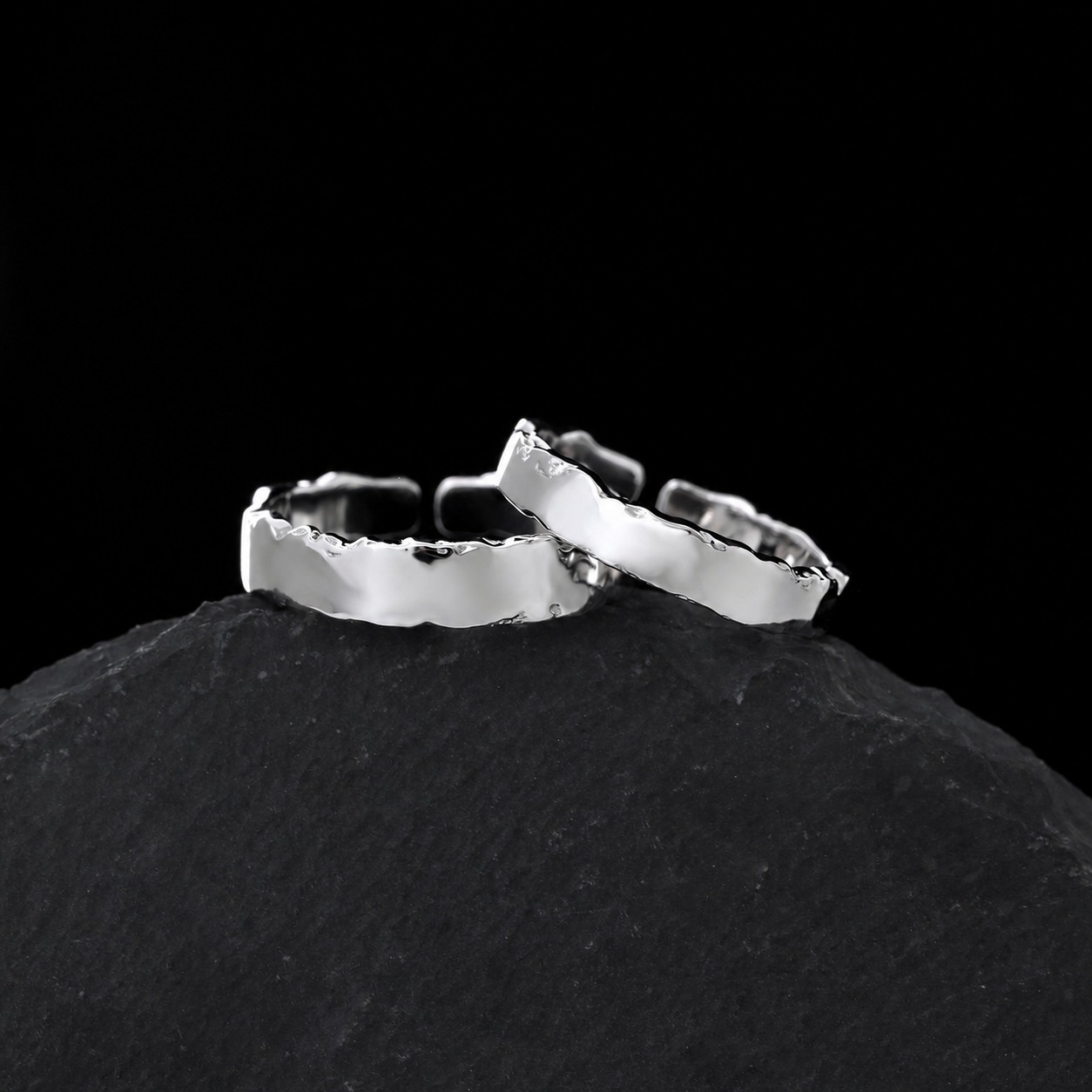 Pisces Chasing the Waves S925 Sterling Silver Adjustable Couple's Ring Set with Black Enamel Openwork Rings view 2