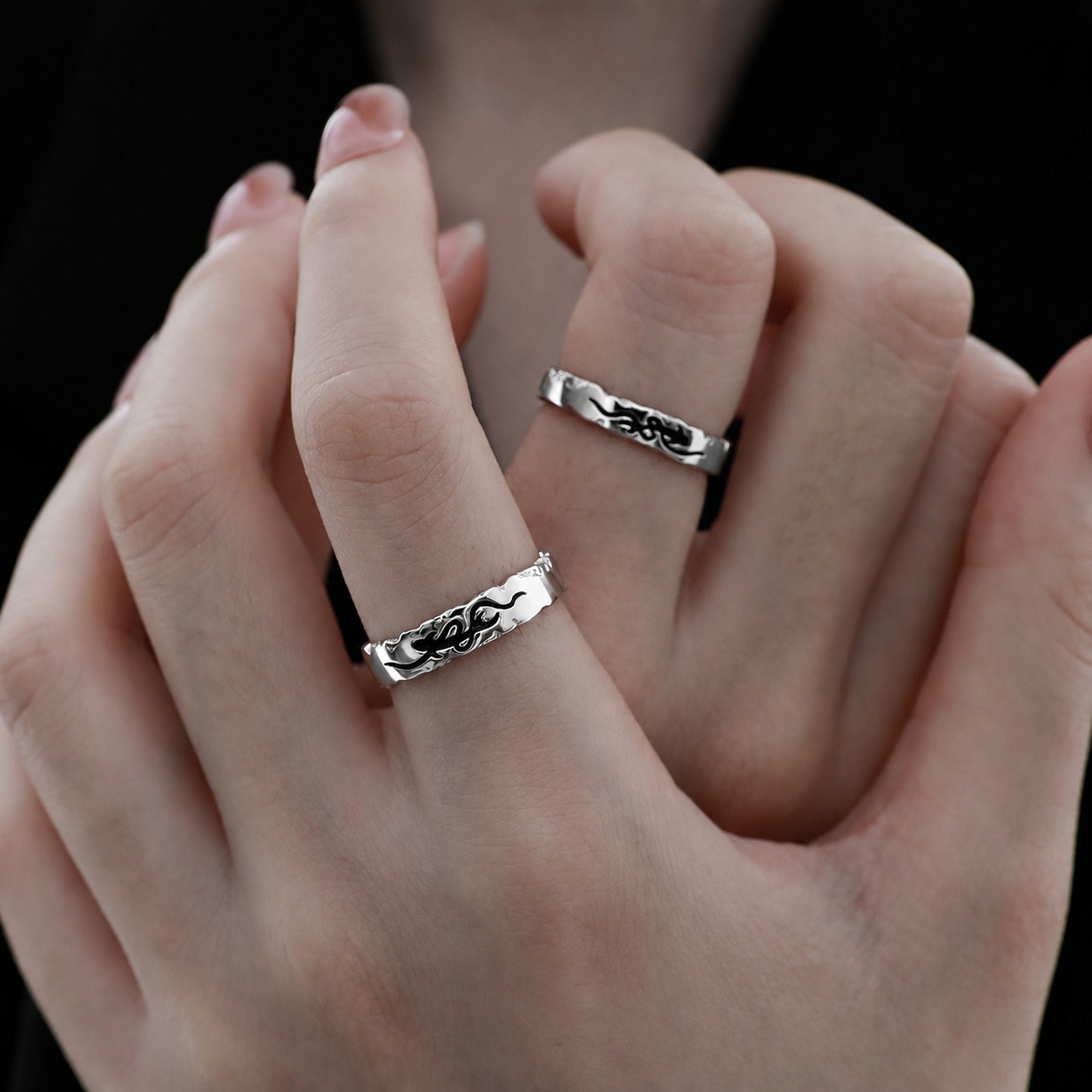 Pisces Chasing the Waves S925 Sterling Silver Adjustable Couple's Ring Set with Black Enamel Openwork Rings view 4