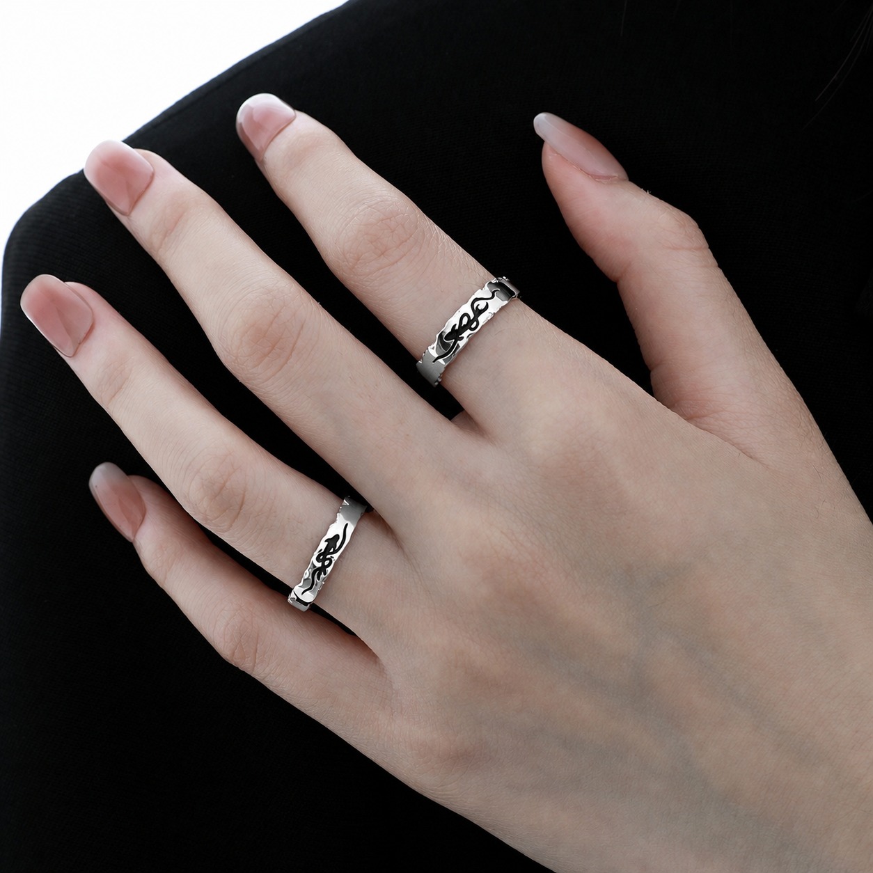Pisces Chasing the Waves S925 Sterling Silver Adjustable Couple's Ring Set with Black Enamel Openwork Rings view 5