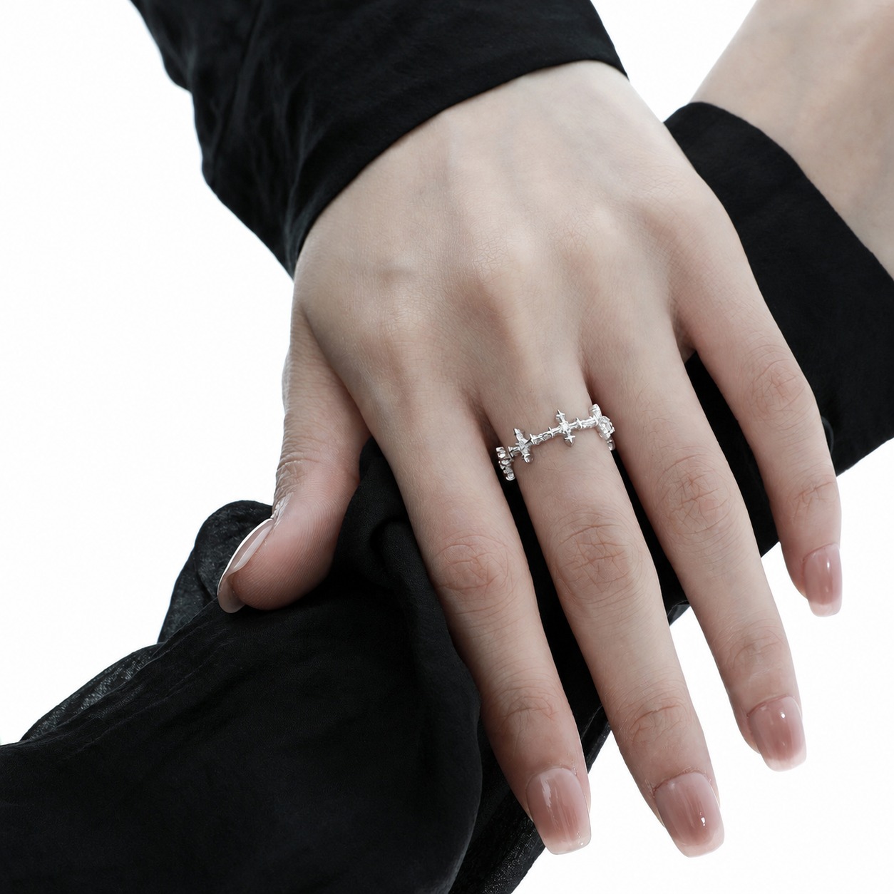 Amazing Crystals Four-Pointed Star Cross Openwork Minimalist Cool Style S925 Sterling Silver Adjustable Ring view 4