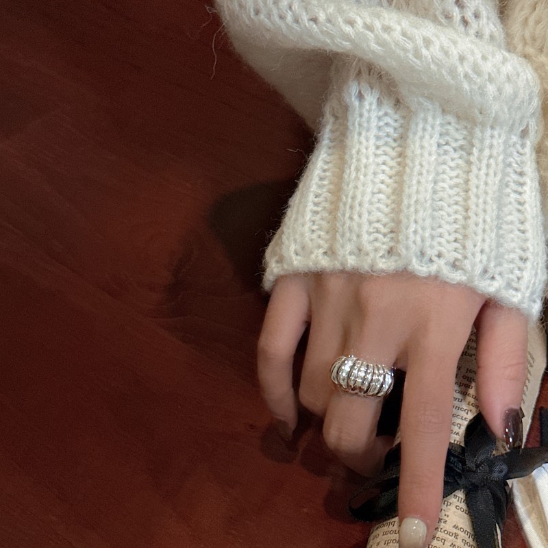 Women Vintage Minimalist Geometric Statement Croissant Horn Bag Shape 925 Sterling Silver Adjustable Ring view 3