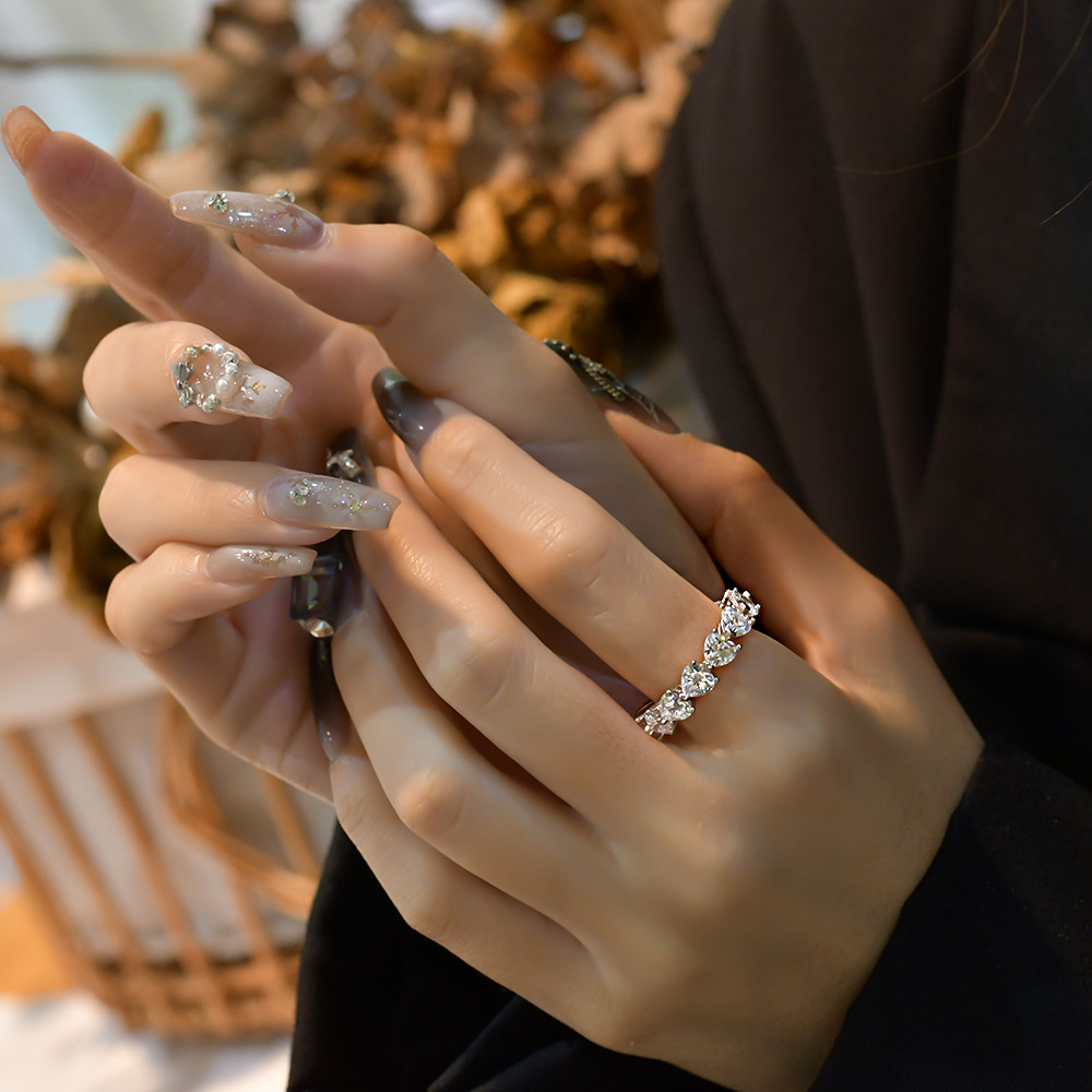 Women Elegant Fashion Statement Heart Shape High Carbon Stone 925 Sterling Silver Ring view 3